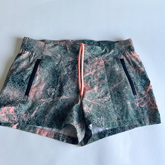 New Columbia Green Pink Polyester Shorts size M - Picture 3 of 9